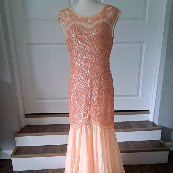 Pretty  Guide 1920s Peach Sequin & Beads Evening Gown Medium NWT - Picture 1 of 10